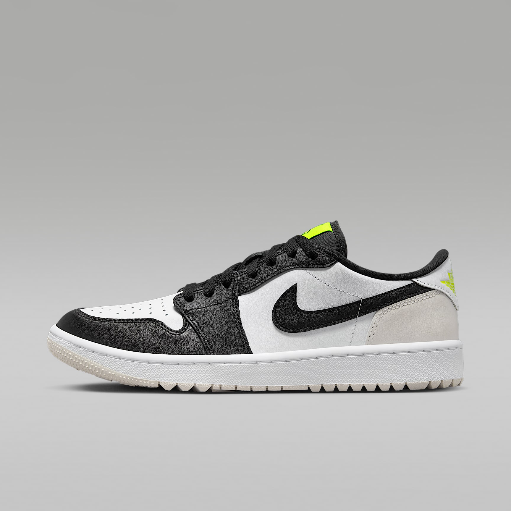Air Jordan 1 Low G Golf Shoes. Nike JP